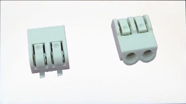 China 4 Falz-Verbindungsstück 2 Polen verzinnte Millimeter-Neigungs-SMD LED Verteiler-Verbindungsstücke usine